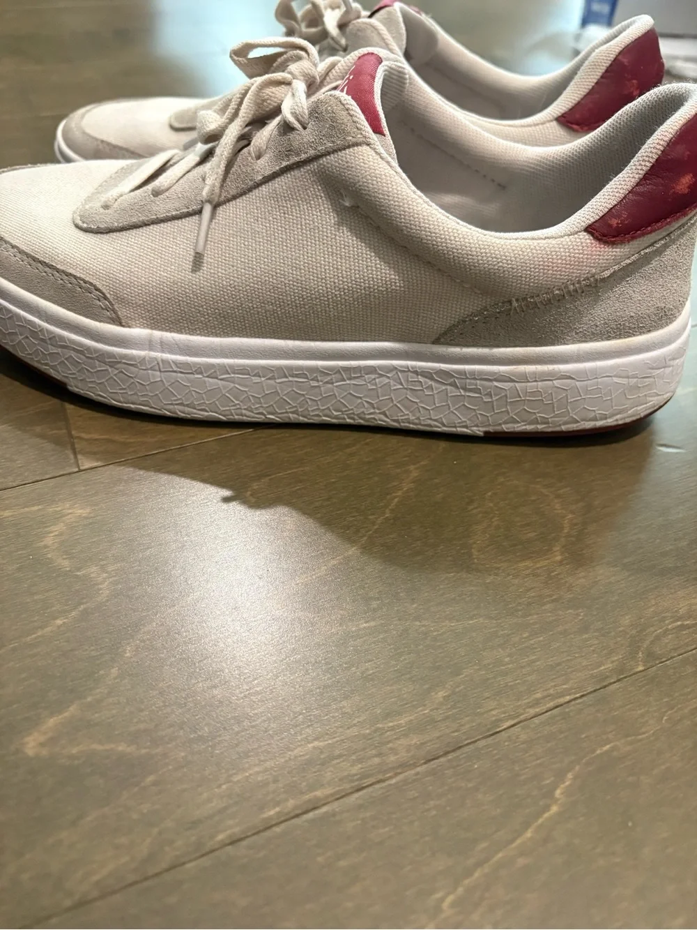 Kizik Prague Hands Free Sneakers Creme Brulee Crimson Women’s 9.5